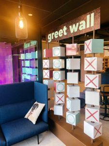 greet wall espace d'accueil